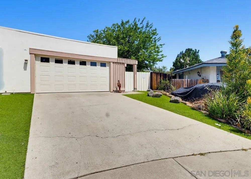 13206 Saddle Ridge Rd, Lakeside, CA 92040 - Photo 3 of 37, Lakeside, CA