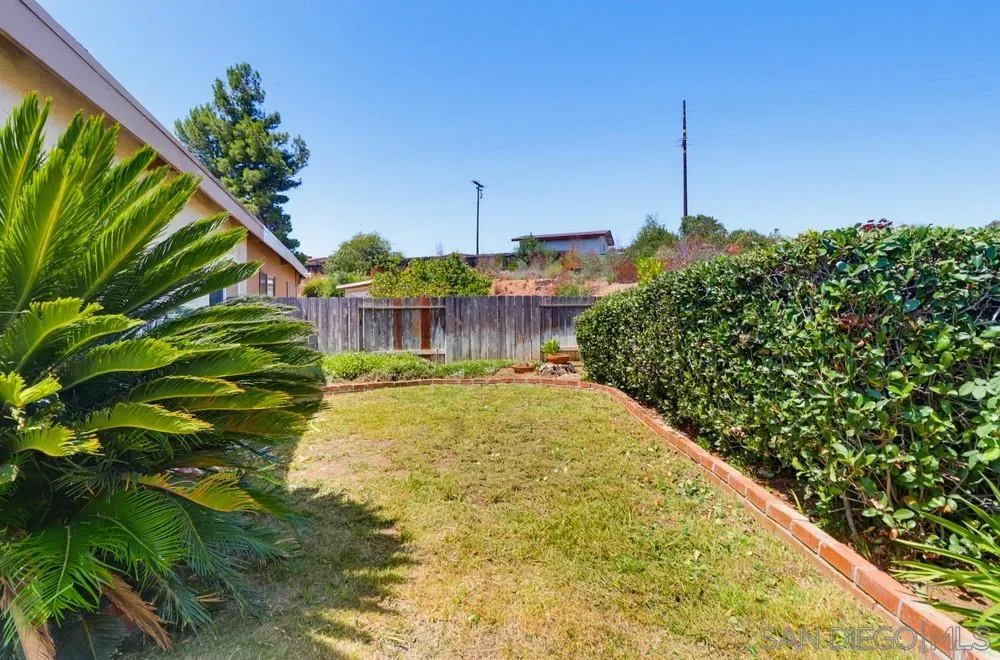 https://cdn.realtyfeed.com/cdn/127/260019374/95a888ddd2267bcad636c599be14afb4.webp