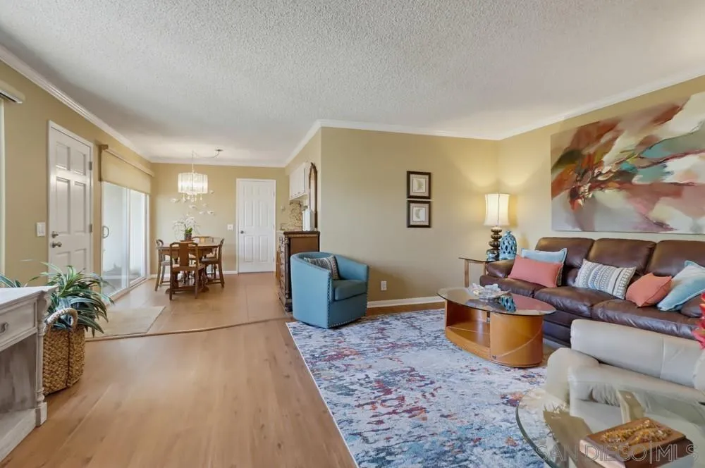 https://cdn.realtyfeed.com/cdn/127/260019374/e32b07e8de01bcef8ff8a9c753eaefb2.webp