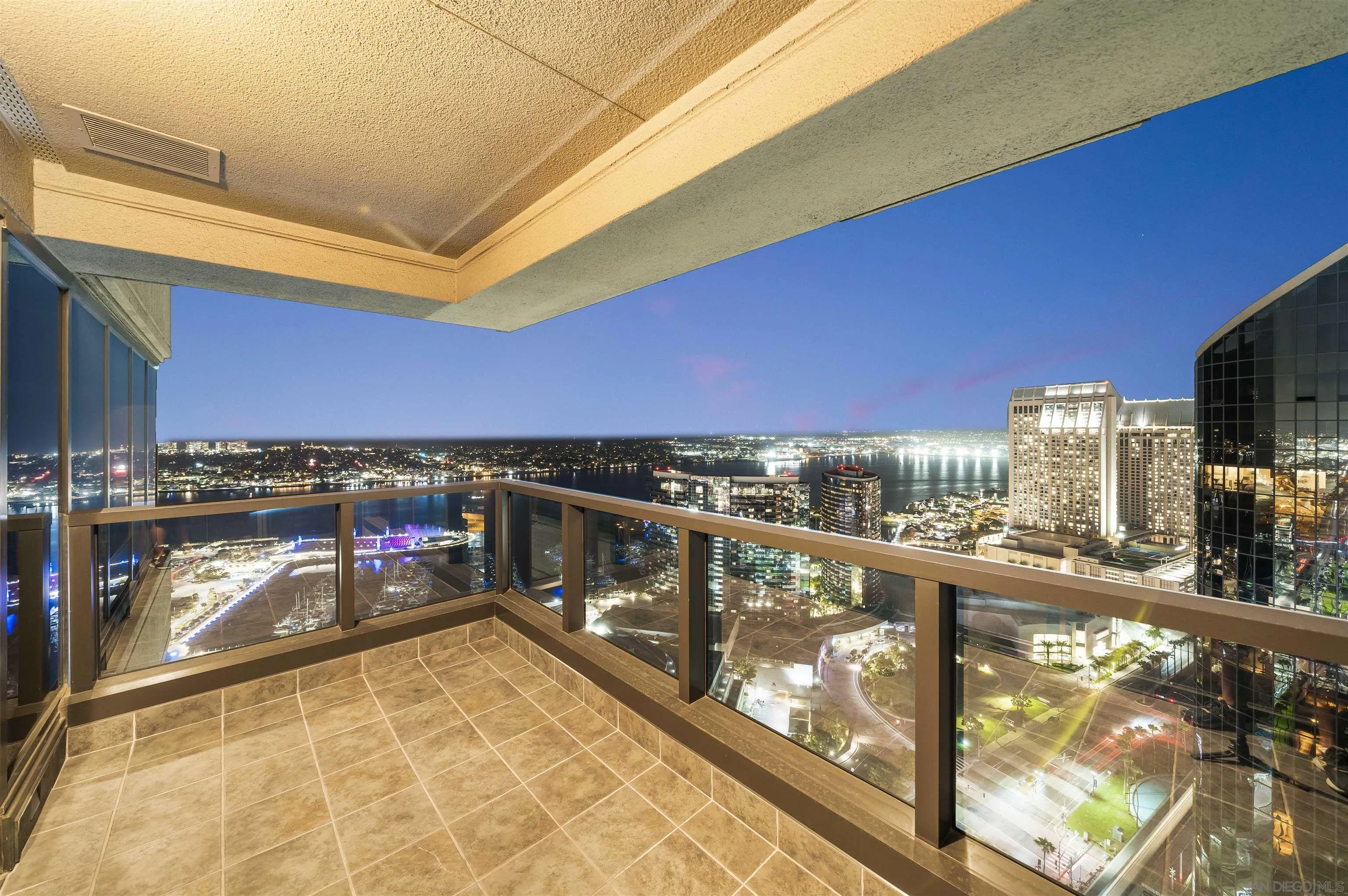 Photo #42: 260019375 Listing: Photo #42