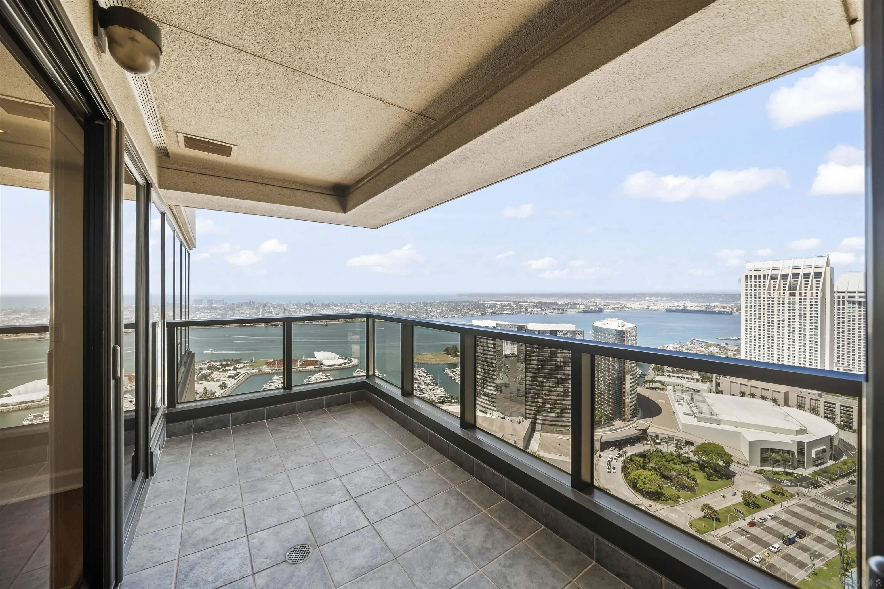 https://cdn.realtyfeed.com/cdn/127/260019375/58d26af572d71bbc983a61ef76085cde.webp