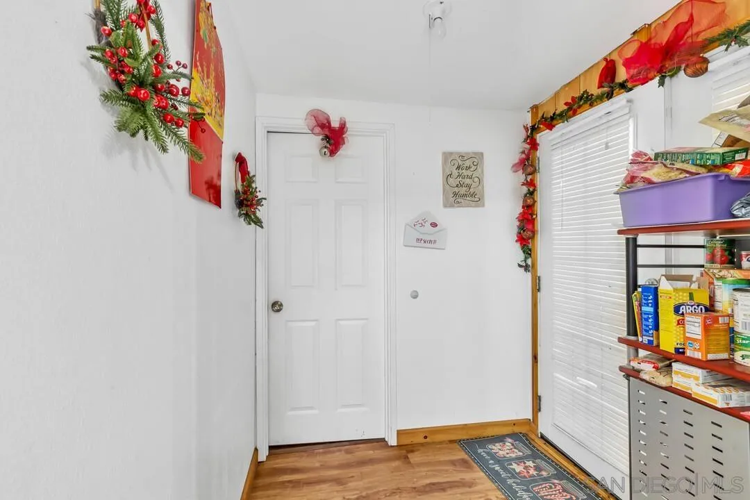 https://cdn.realtyfeed.com/cdn/127/260019376/103a0e2efc3bb3438289a4bf3e2366aa.webp