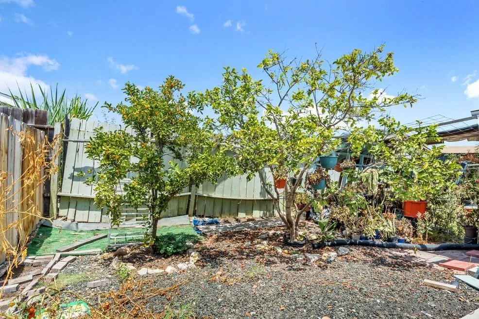 https://cdn.realtyfeed.com/cdn/127/260019376/a163bead31838b88851701a10f890e61.webp