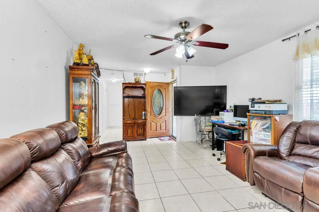 8580 Gold Coast Dr, San Diego, CA 92126 - Photo 4 of 14, San Diego, CA