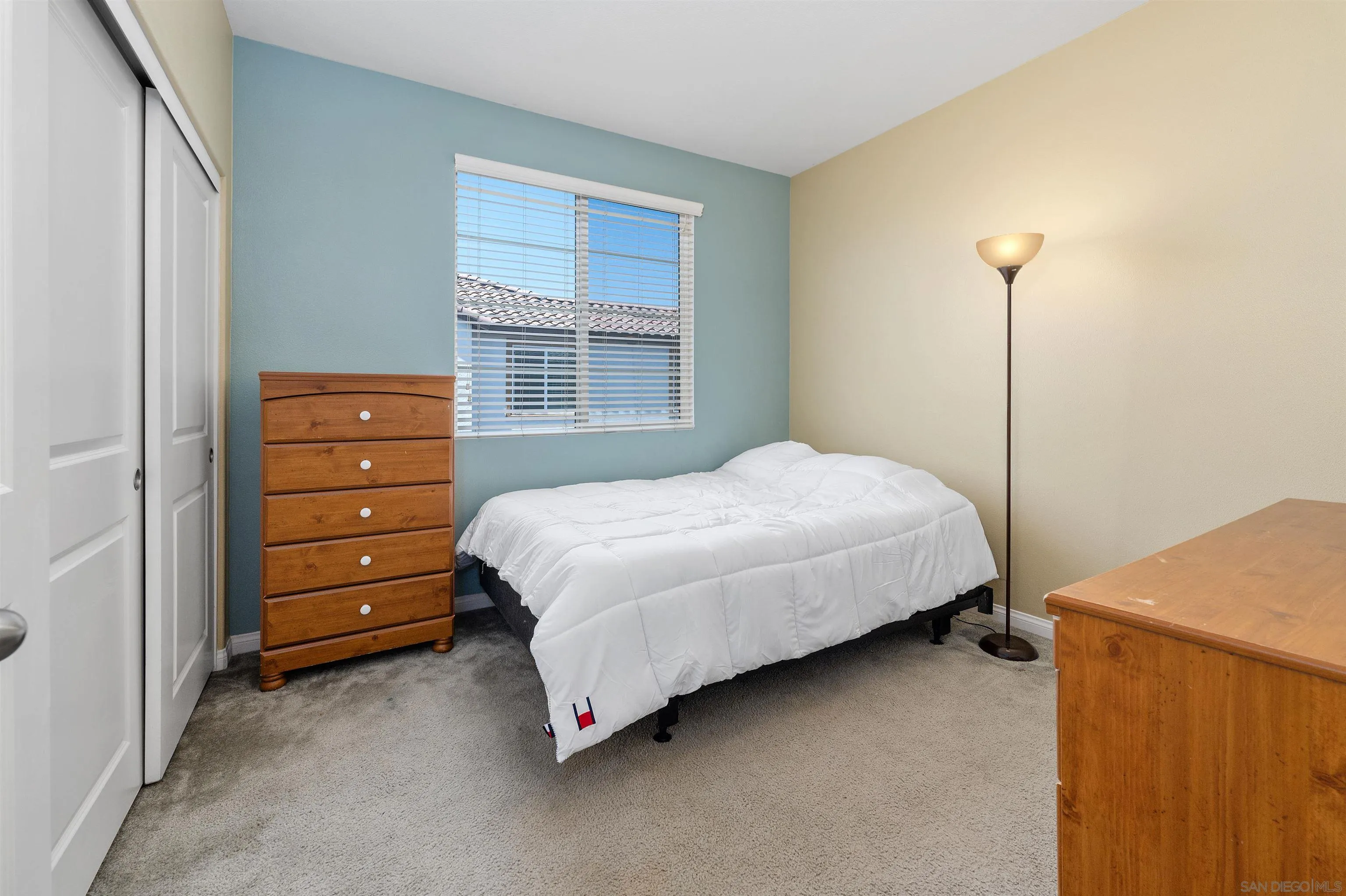 https://cdn.realtyfeed.com/cdn/127/260019378/6056a2e8d0b981f0f22181219a9c9ee4.webp