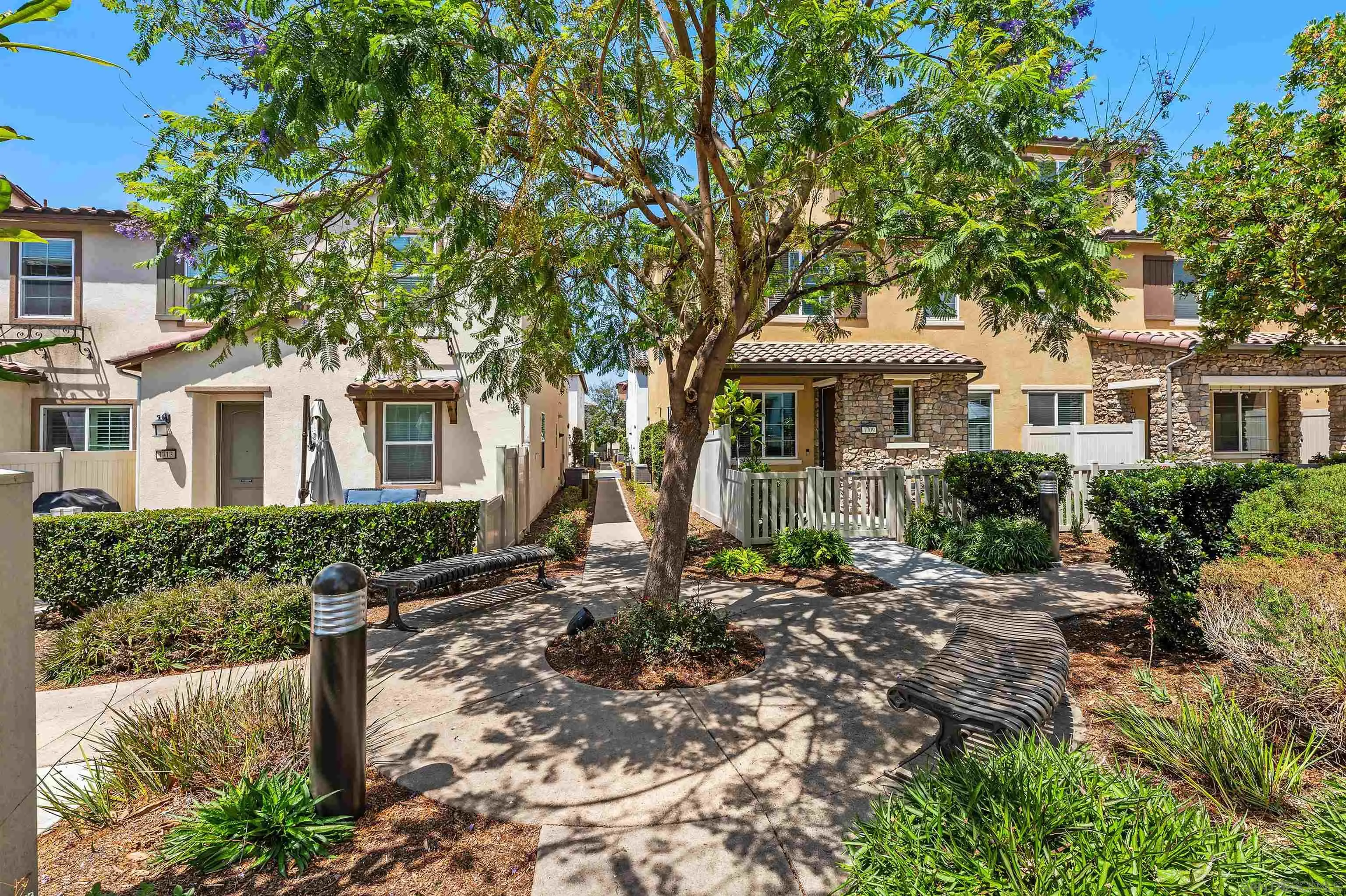 https://cdn.realtyfeed.com/cdn/127/260019378/cd6272c1d9414d830845df3e238e1dee.webp