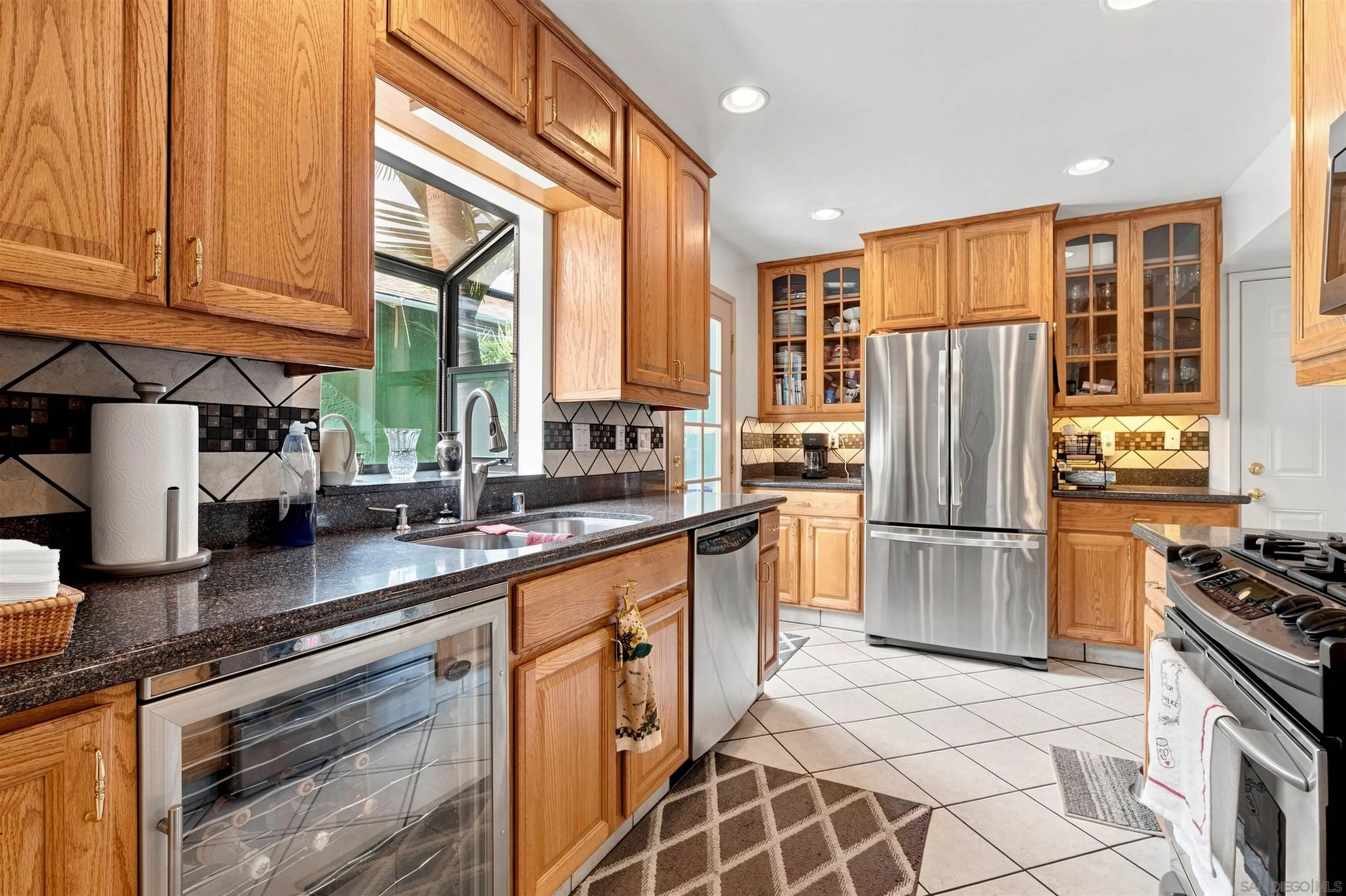 https://cdn.realtyfeed.com/cdn/127/260019379/173131e9ac4cf99282b4dafff7931e83.webp