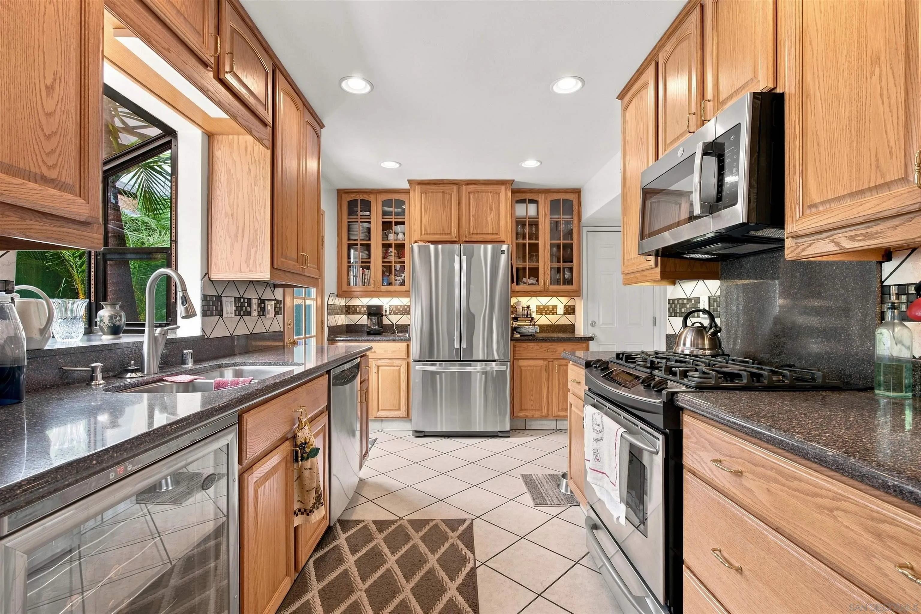 https://cdn.realtyfeed.com/cdn/127/260019379/1fa5b57264f476fe02b0362a5e3f1e73.webp