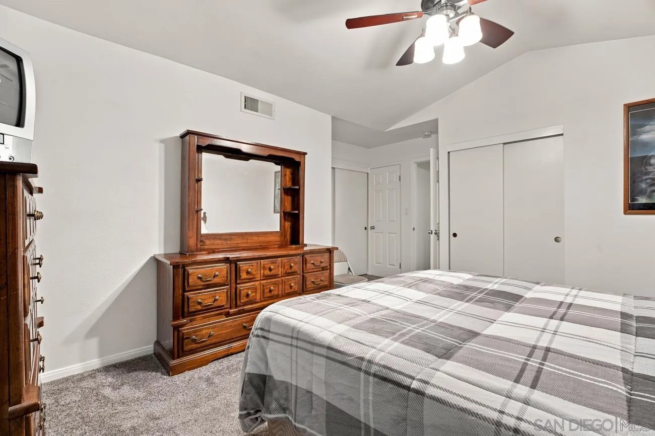https://cdn.realtyfeed.com/cdn/127/260019379/487ad703960d15eb17644ffd7fafd42c.webp