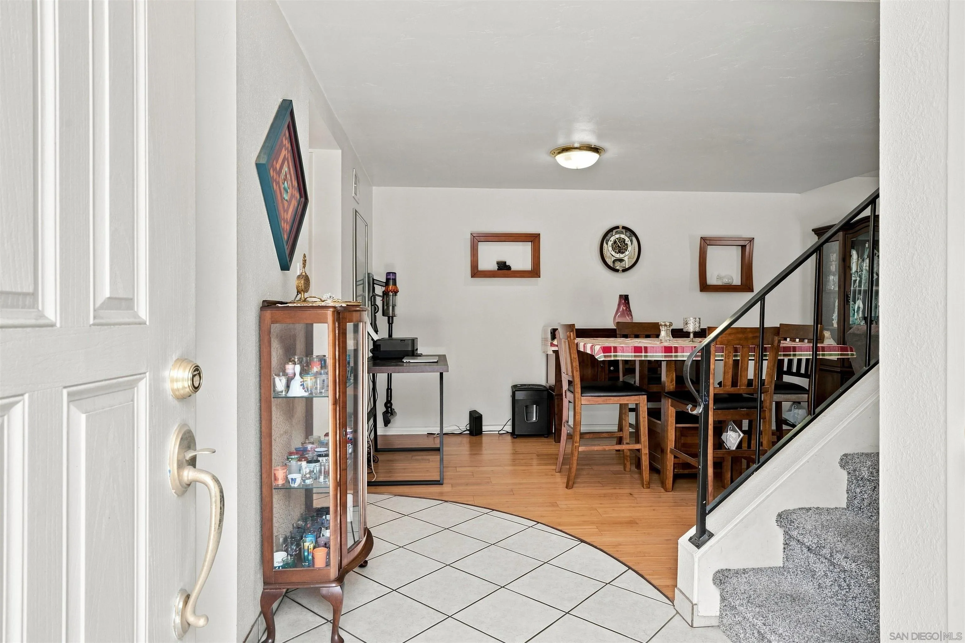 https://cdn.realtyfeed.com/cdn/127/260019379/518038e294c58f42b1e81422adf64318.webp