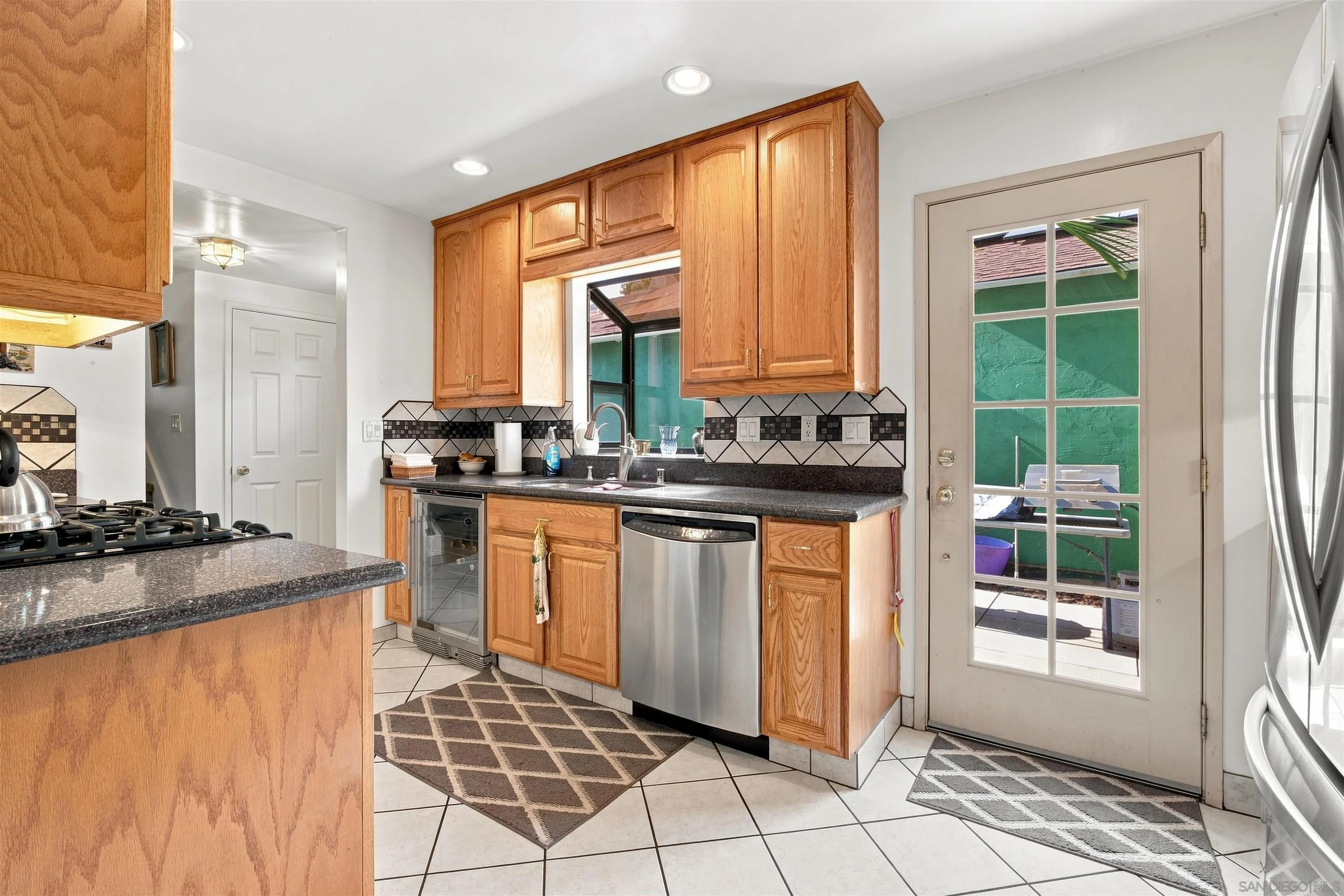 https://cdn.realtyfeed.com/cdn/127/260019379/c73fac6ef4398598b5d0278ff8405178.webp
