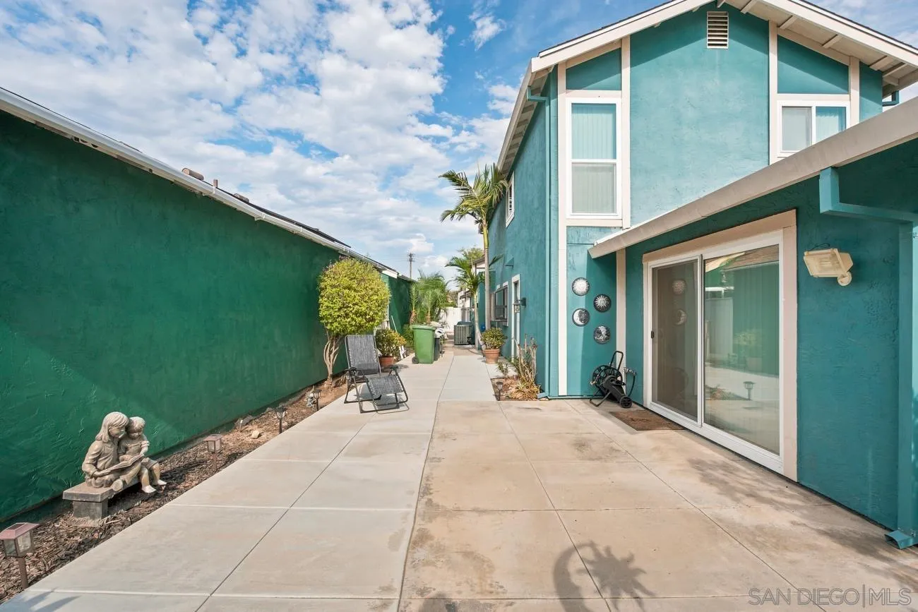 https://cdn.realtyfeed.com/cdn/127/260019379/fb6881593617f1cfad34bcc14837fed5.webp