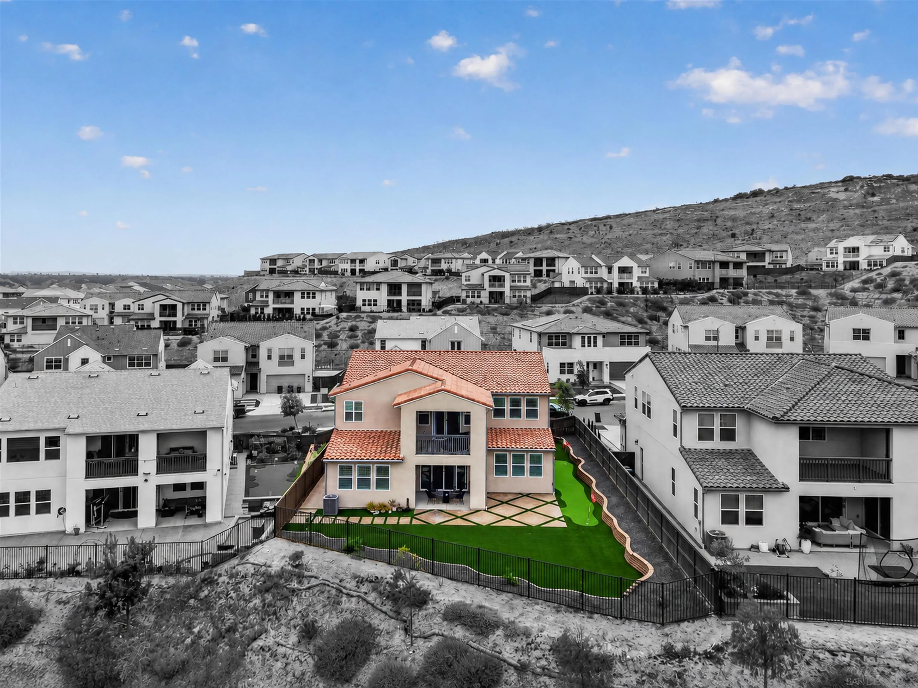 https://cdn.realtyfeed.com/cdn/127/260019380/2bdda39b5ac85d76a153f0406d146ea7.webp