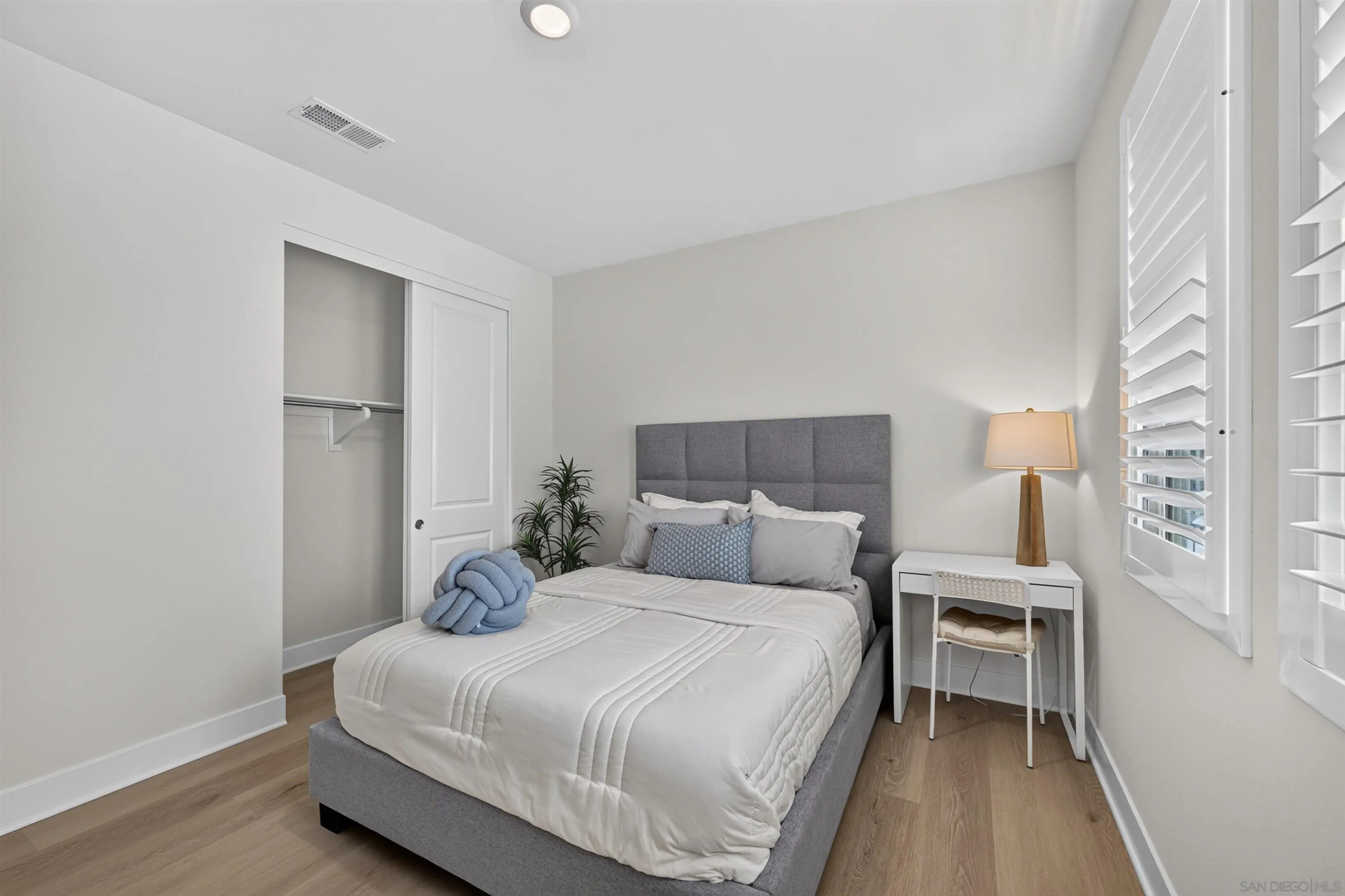 https://cdn.realtyfeed.com/cdn/127/260019380/3fe81712a871c28433d9650fb0399da9.webp