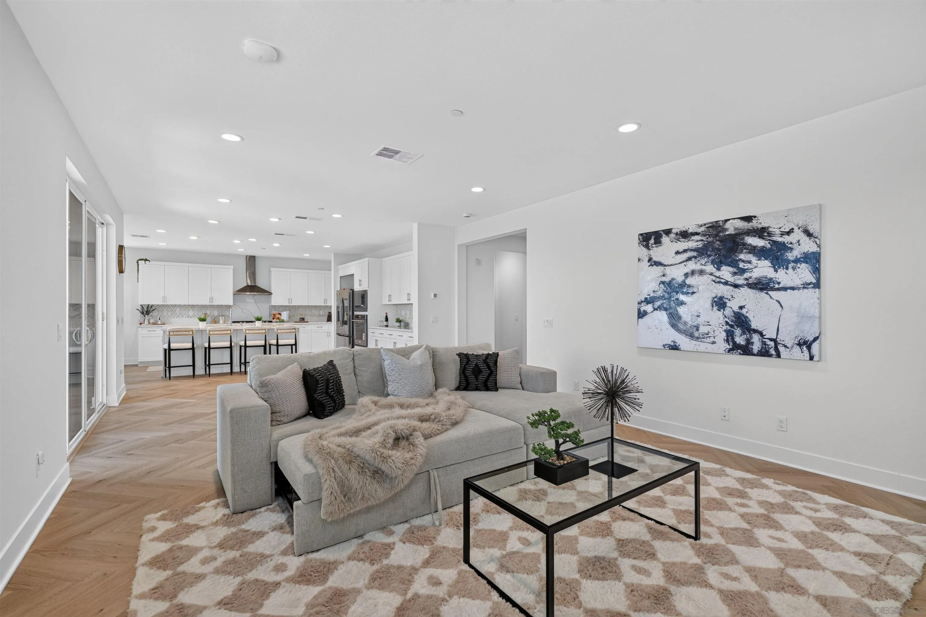 https://cdn.realtyfeed.com/cdn/127/260019380/66e2969abdd68c6900bf4e8b2d4cb495.webp