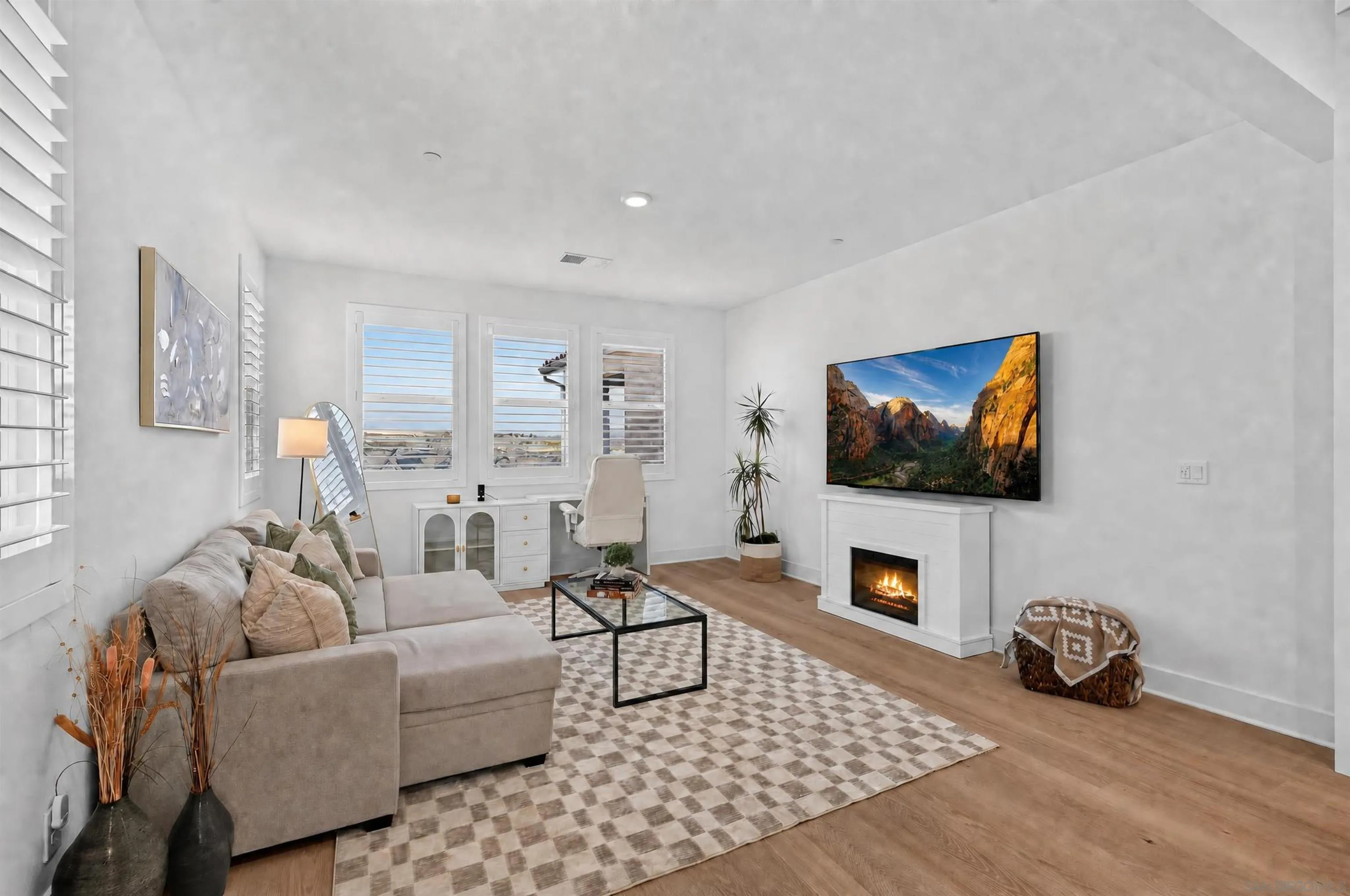 https://cdn.realtyfeed.com/cdn/127/260019380/b22fc1d5b5bac5f3e8308a91f4a11bdd.webp