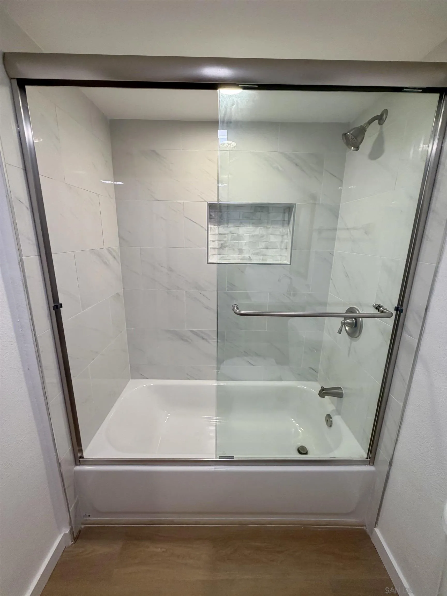 Photo #10: 260019382 Listing: Photo #10