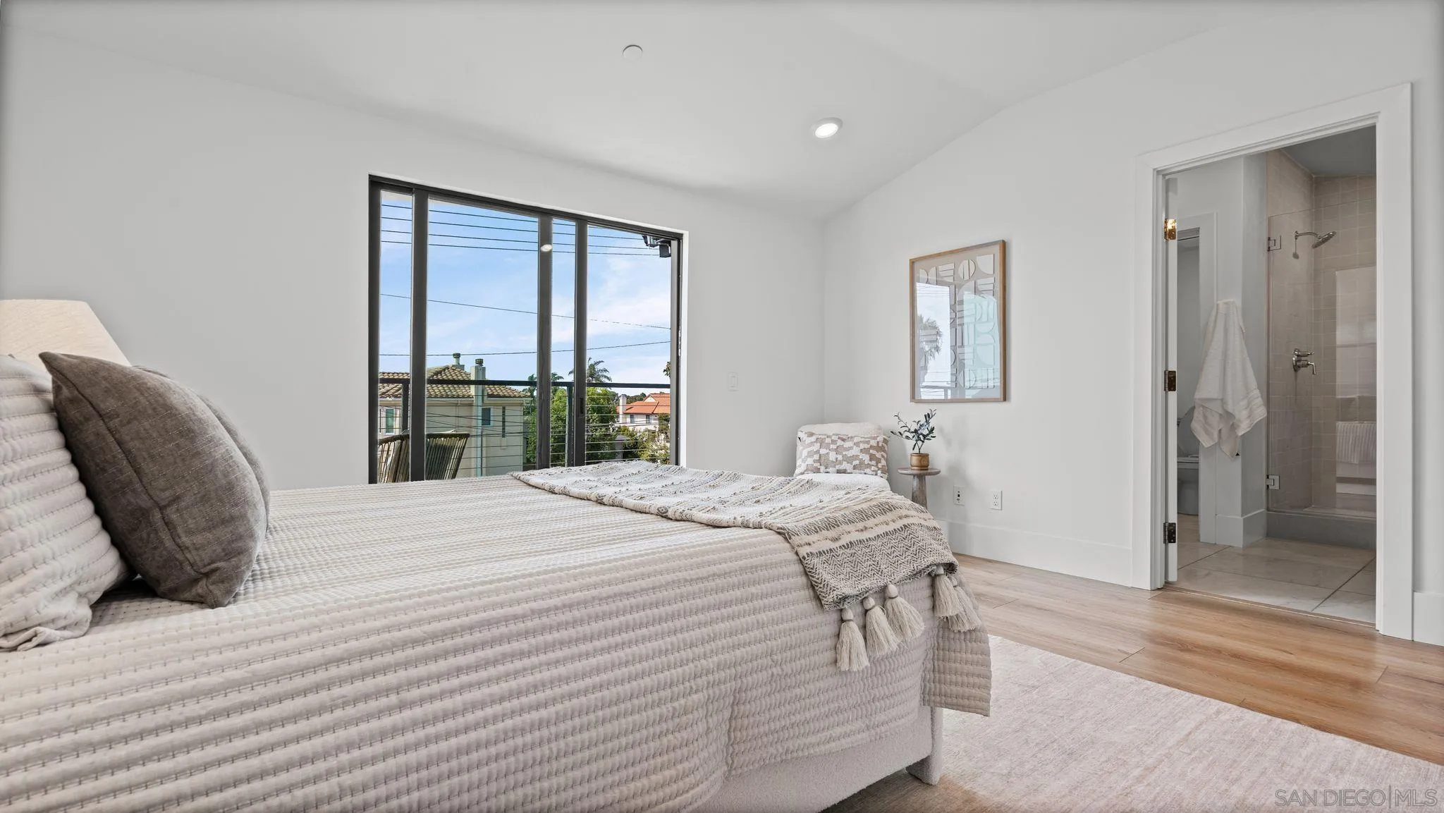 Photo #13: 260019383 Listing: Photo #13