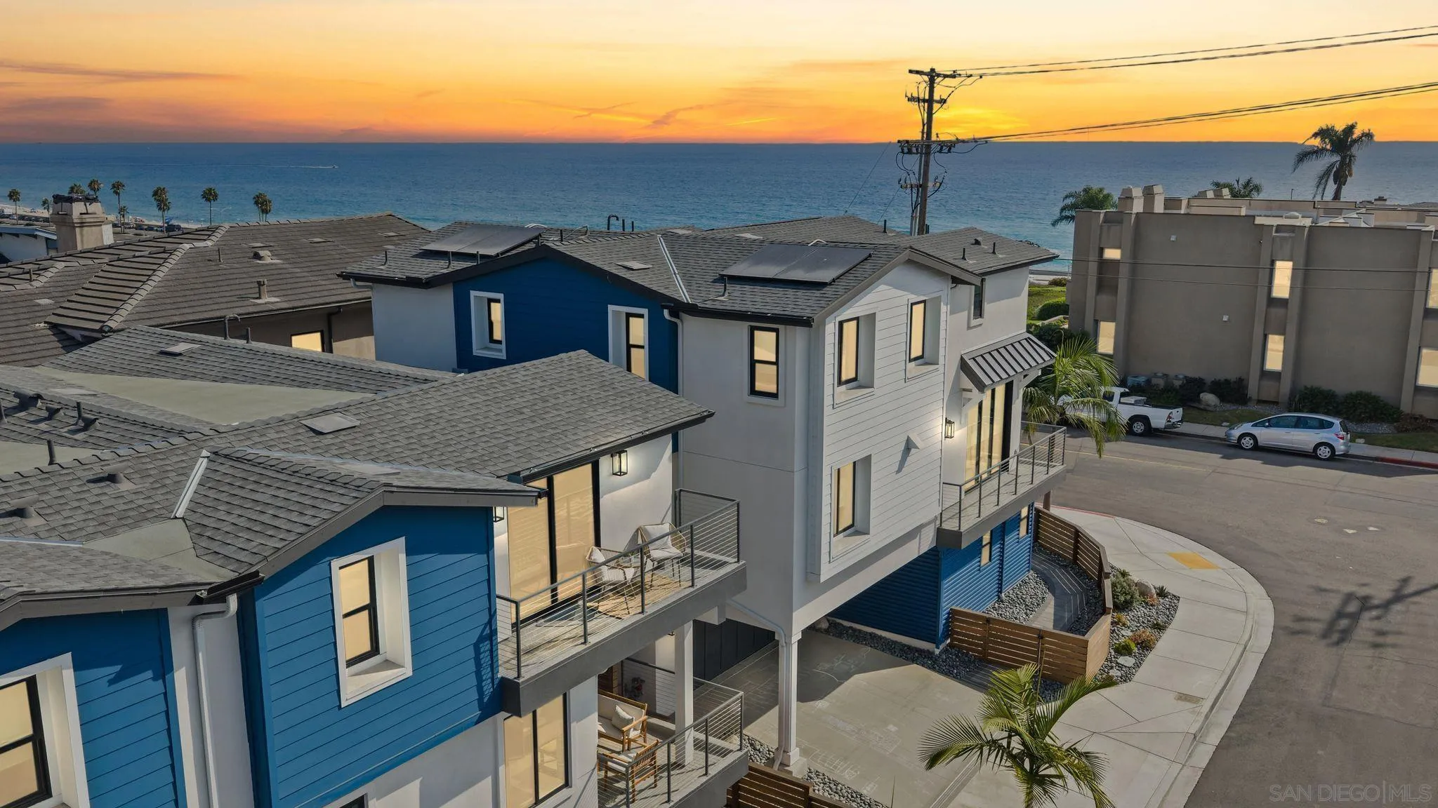 Photo #1: 260019383 Listing: Photo #1