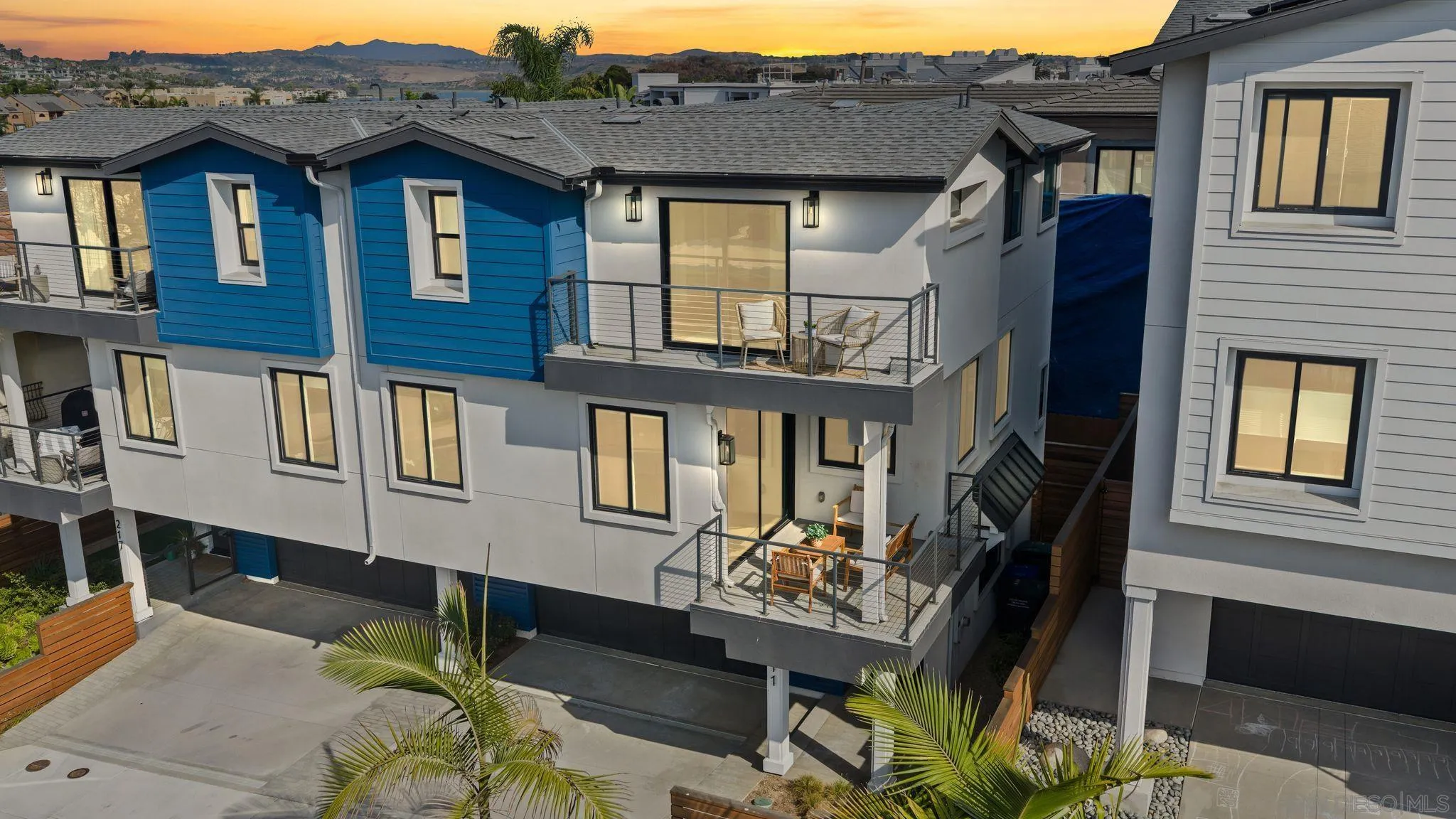 Photo #2: 260019383 Listing: Photo #2