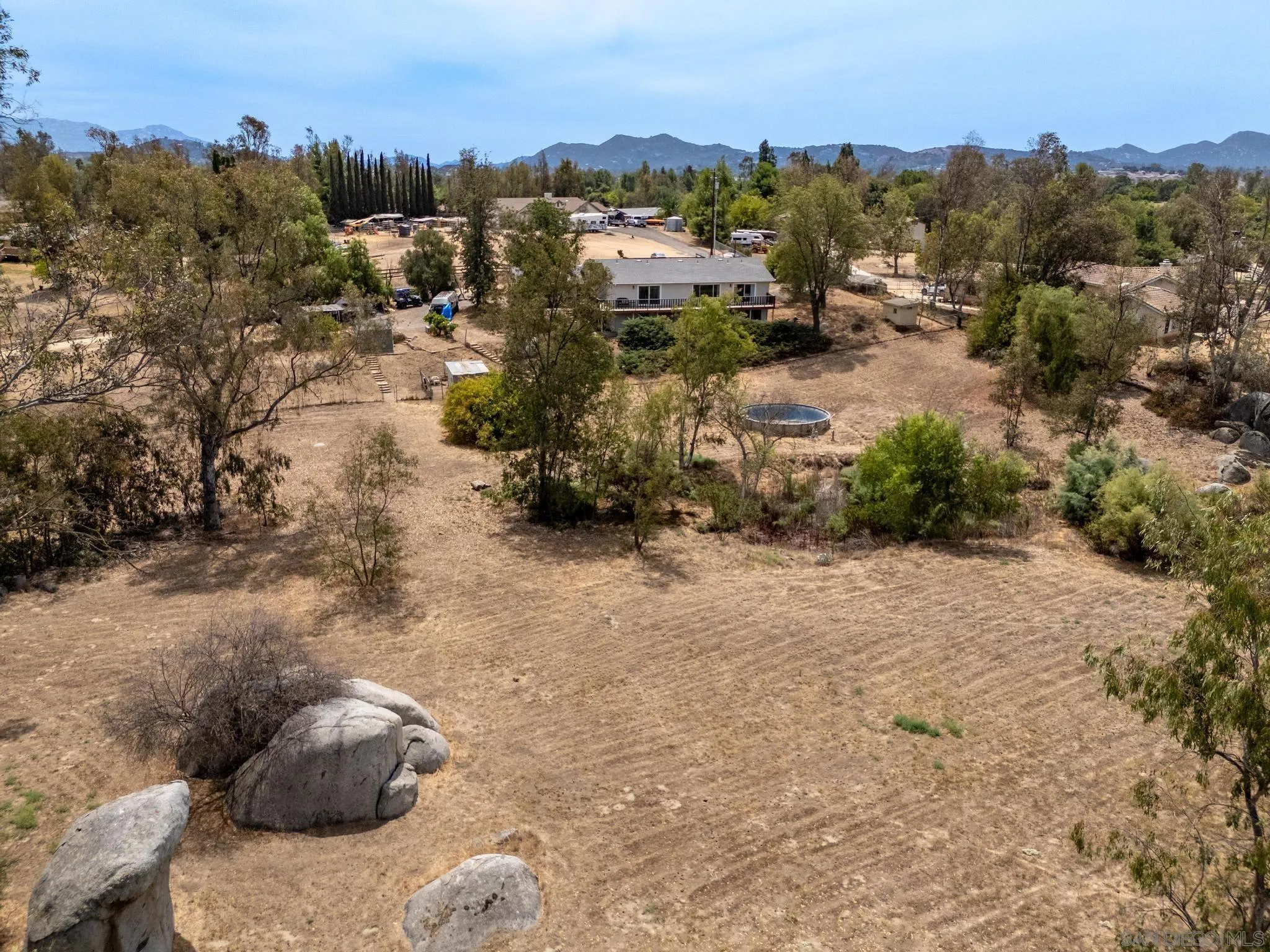 https://cdn.realtyfeed.com/cdn/127/260019384/14d49115b6a088947b1ae162952c0625.webp