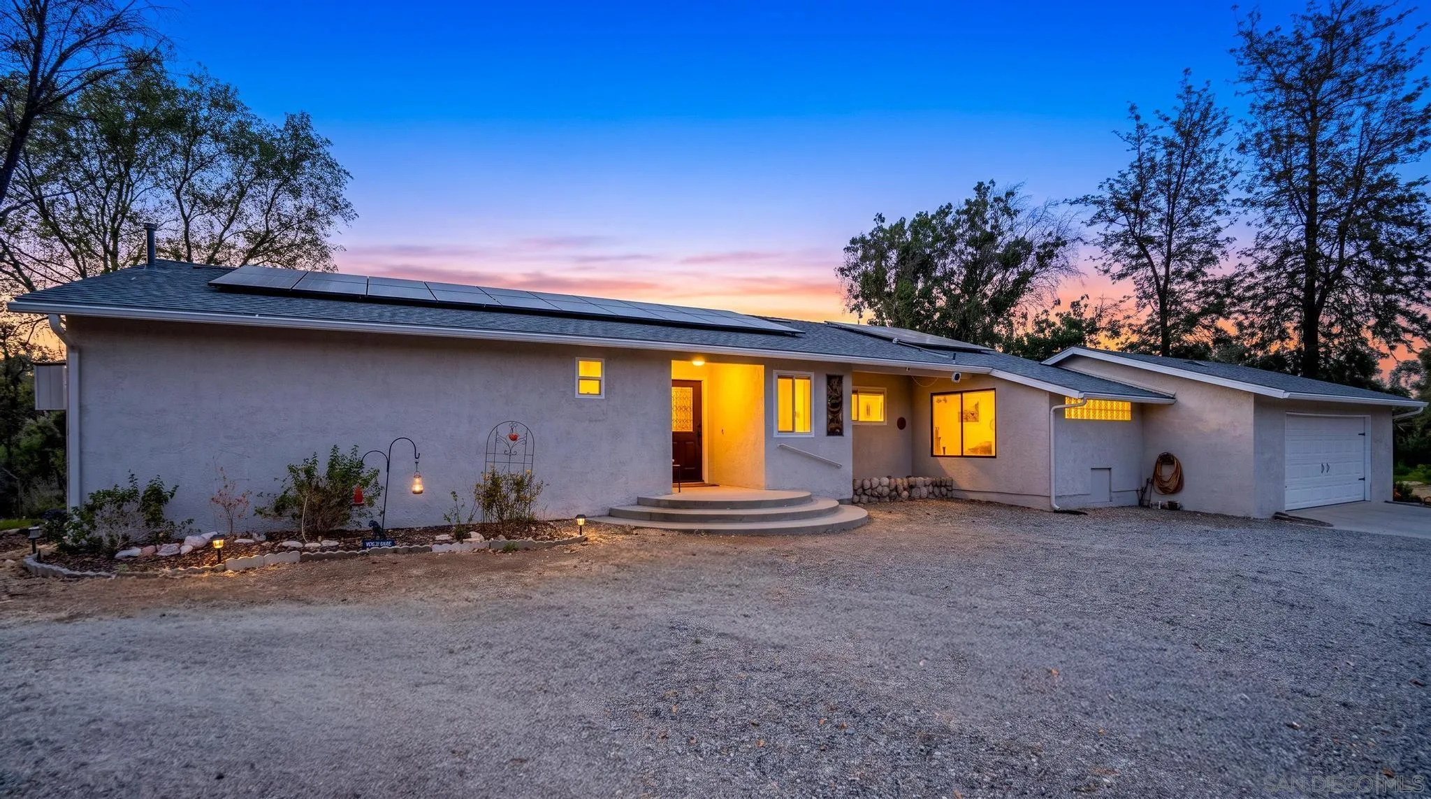 https://cdn.realtyfeed.com/cdn/127/260019384/a87af3590d6f142f20b6179e9a548eb4.webp