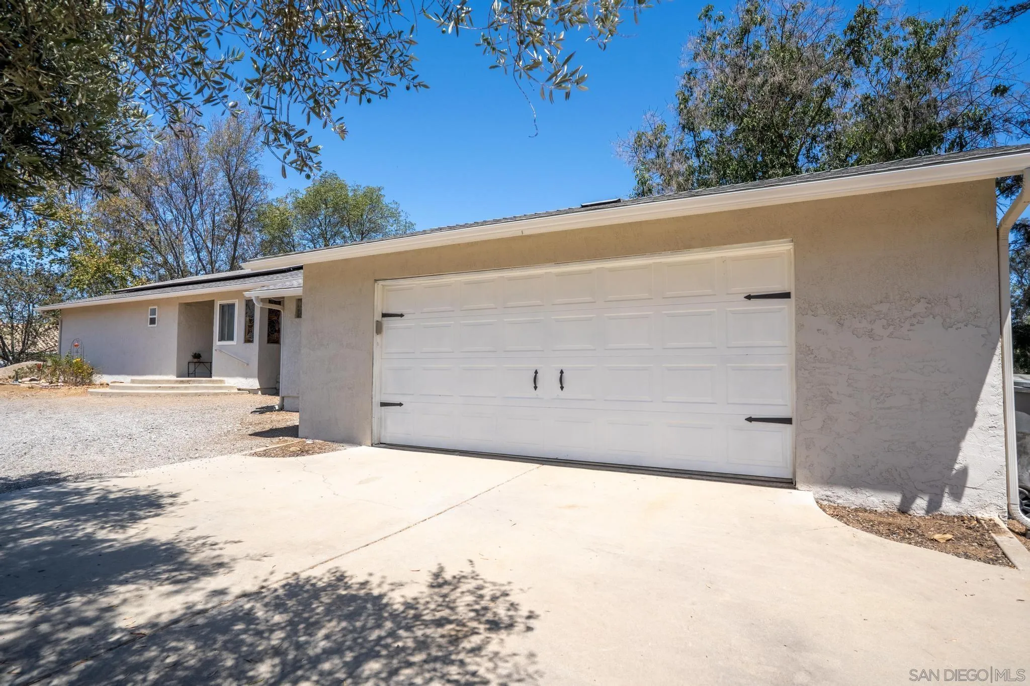 https://cdn.realtyfeed.com/cdn/127/260019384/dc4481d6c21dc85c5204ba0176536630.webp