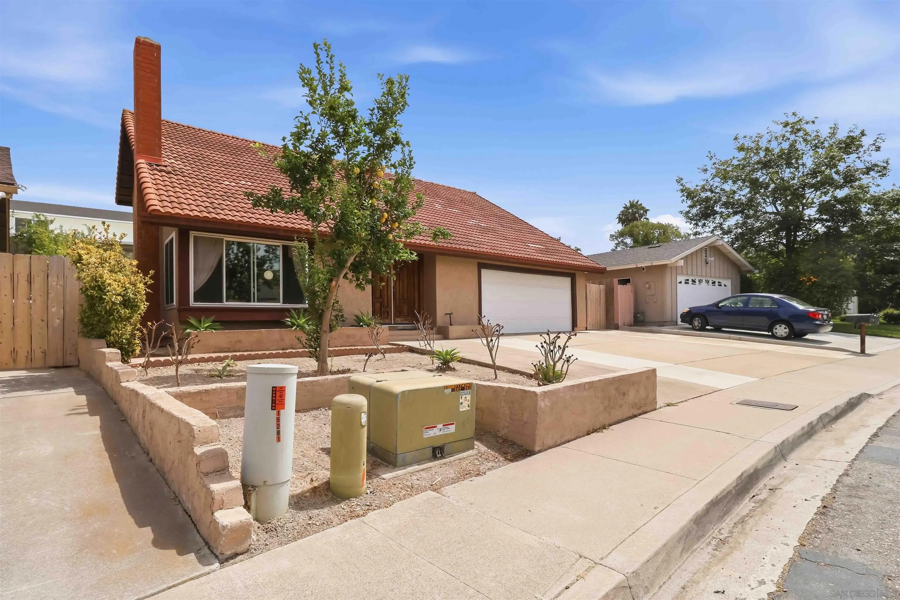 https://cdn.realtyfeed.com/cdn/127/260019386/13f74be59792492368a2fd1504210f5f.webp