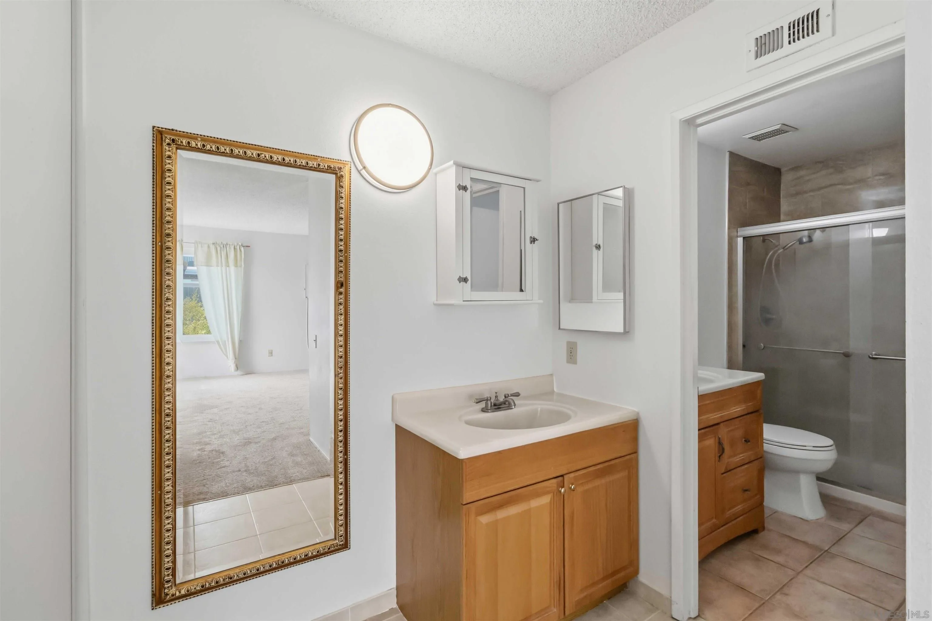 https://cdn.realtyfeed.com/cdn/127/260019386/163403fac45dde2206d27b193b069976.webp