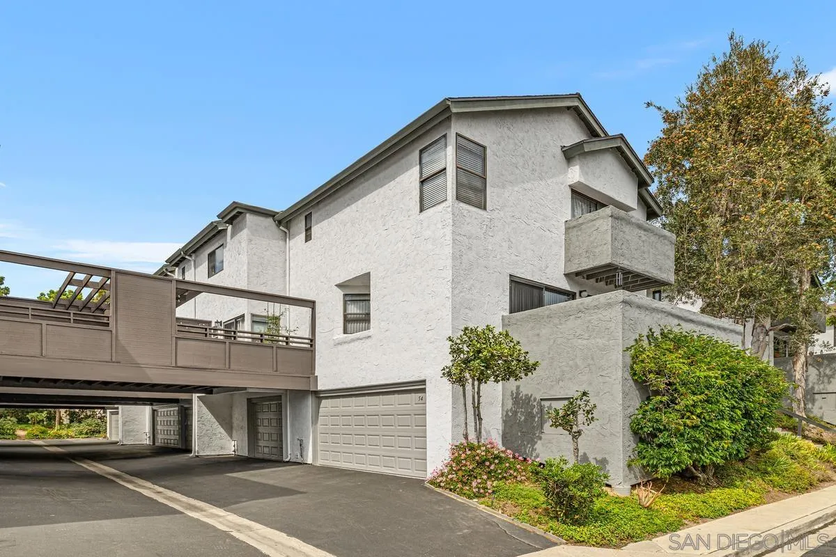 Photo #3: 260019387 Listing: Photo #3