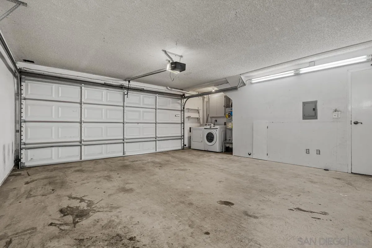Photo #27: 260019387 Listing: Photo #27