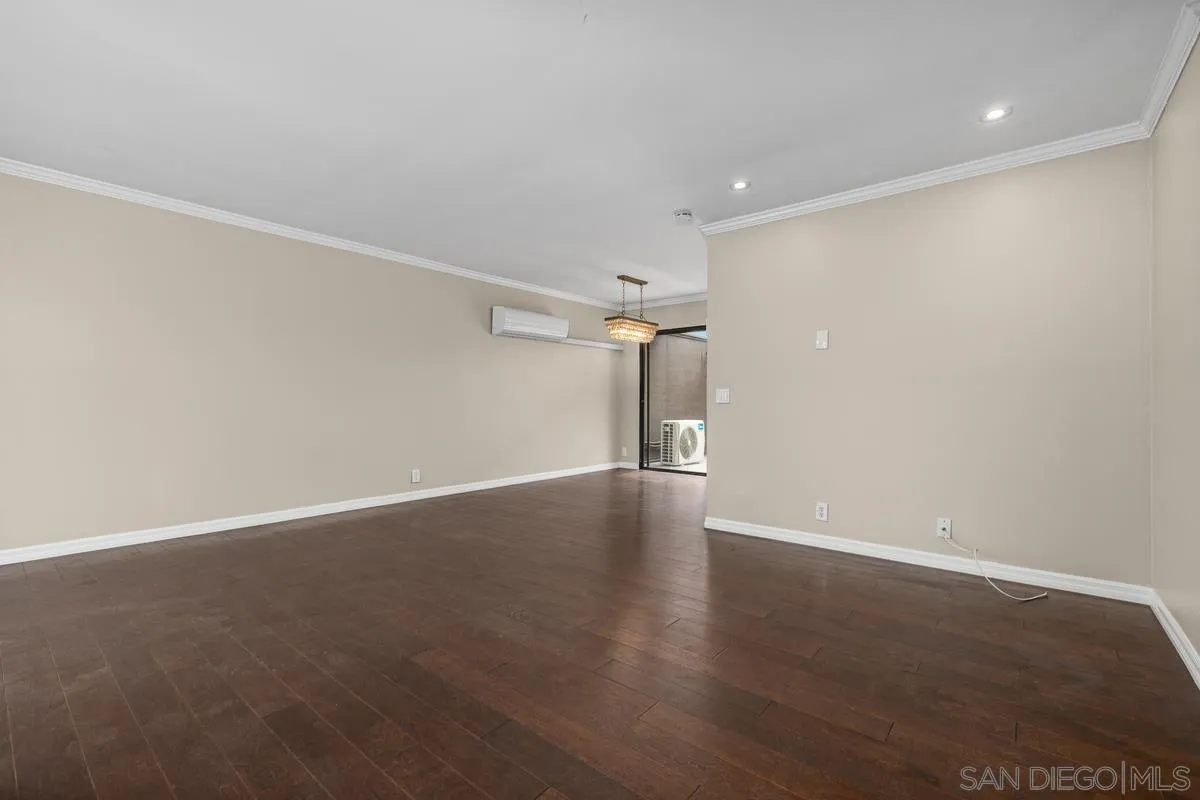 Photo #6: 260019387 Listing: Photo #6