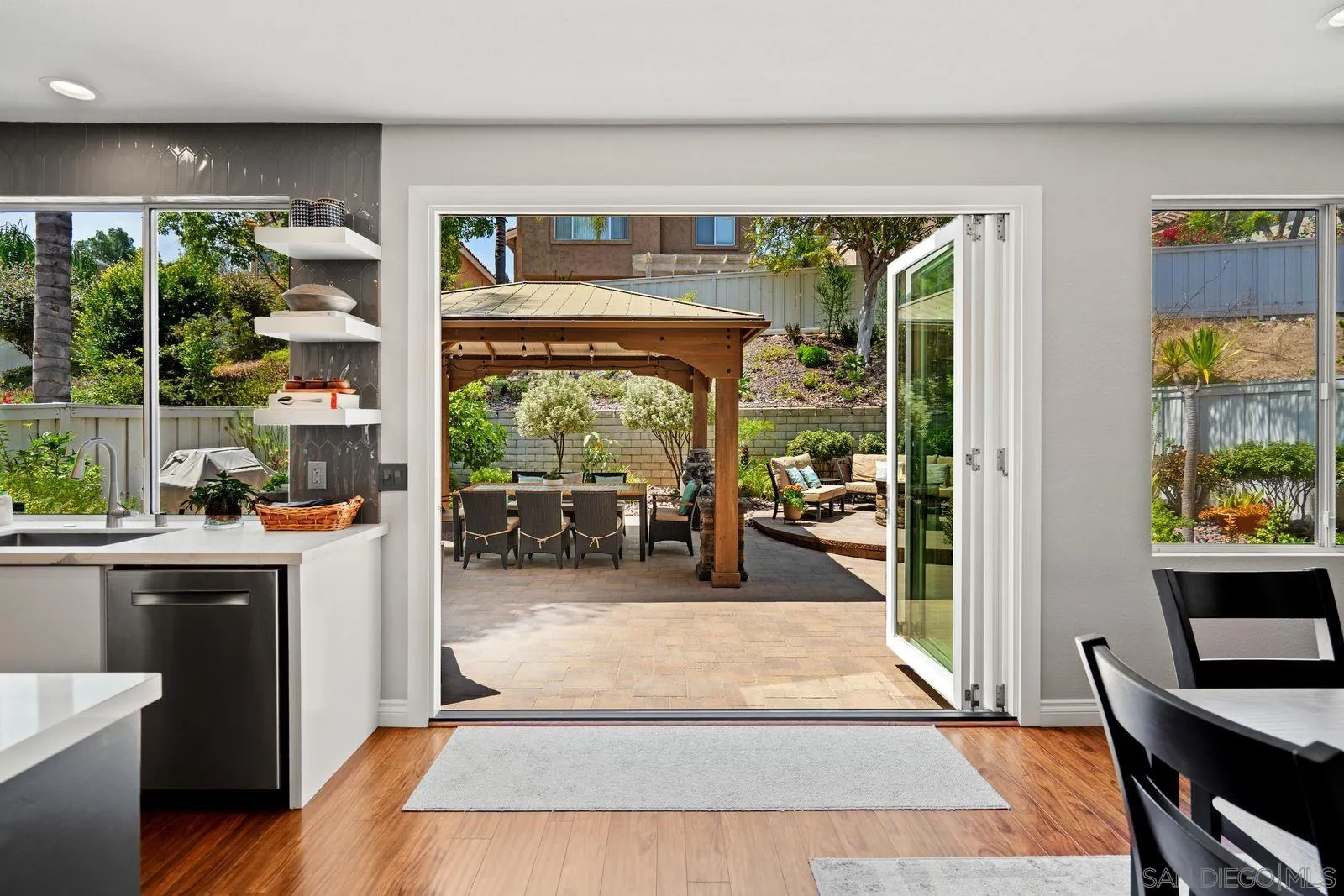 https://cdn.realtyfeed.com/cdn/127/260019392/1a7be805ccfdb41846b69aaf265d1463.webp