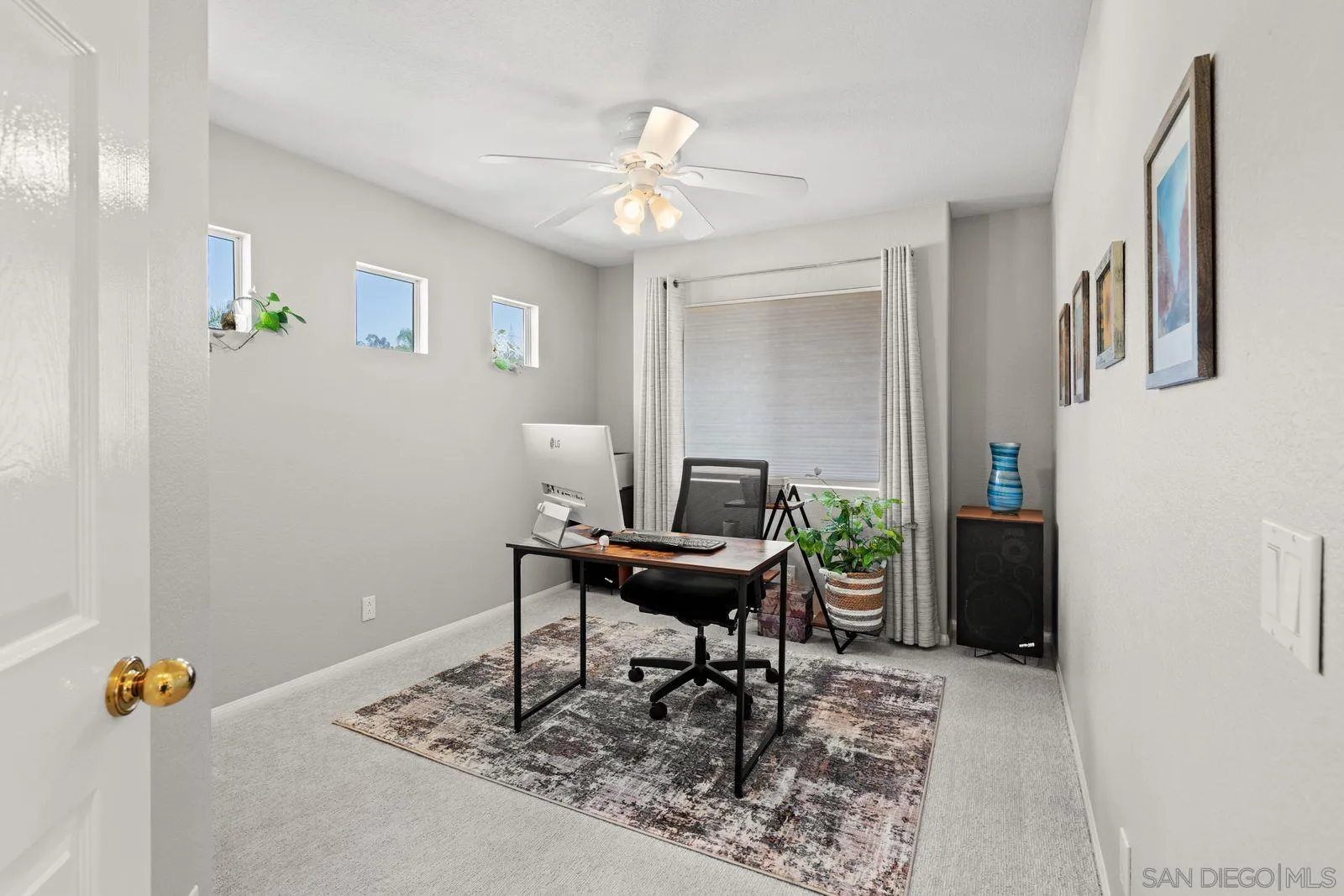 https://cdn.realtyfeed.com/cdn/127/260019392/f2c829b2cee3c53dd46cfaef4f7c9c1b.webp