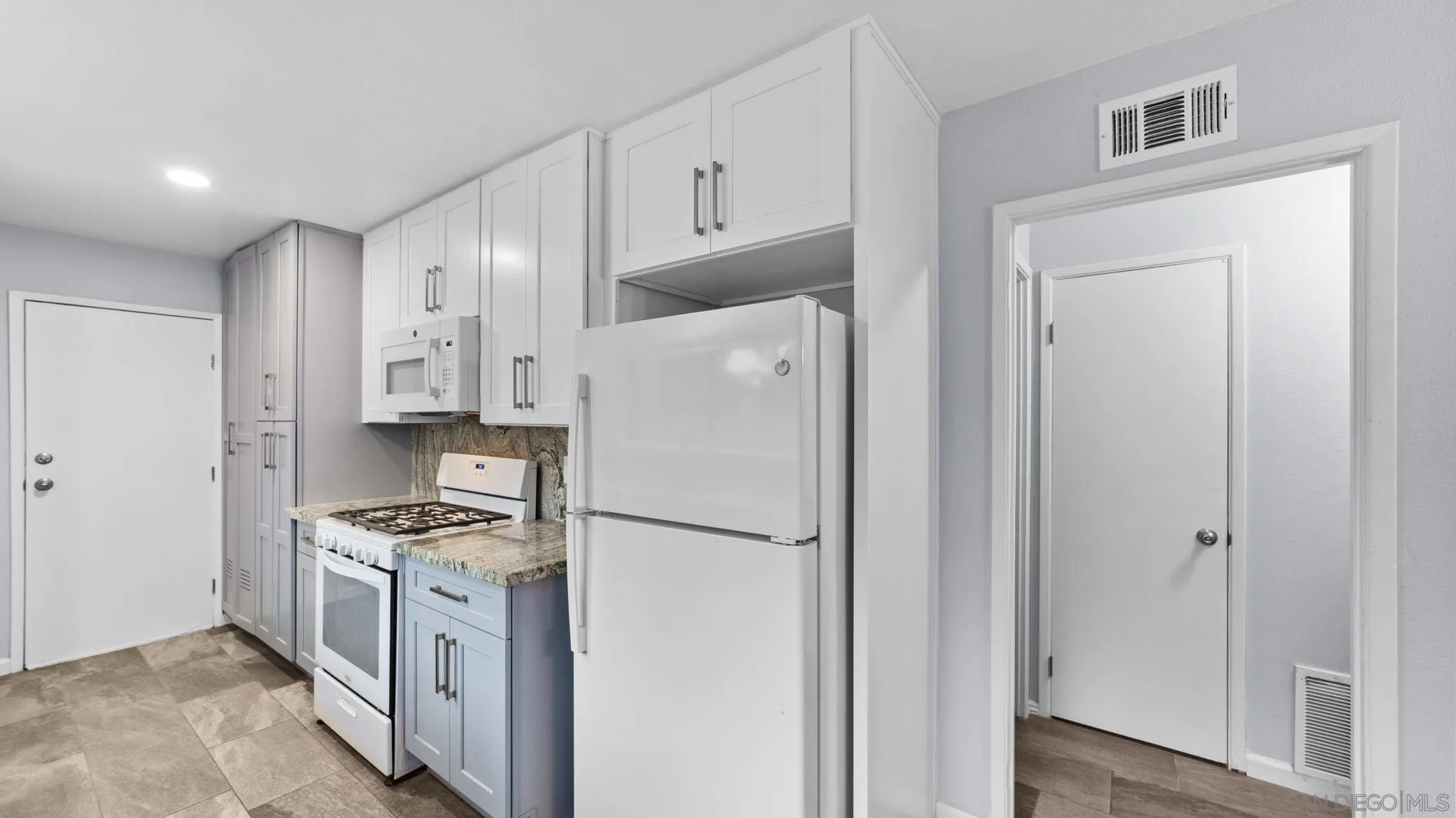 https://cdn.realtyfeed.com/cdn/127/260019393/c475fa21a96e09c19ec78f6d81e8e83e.webp