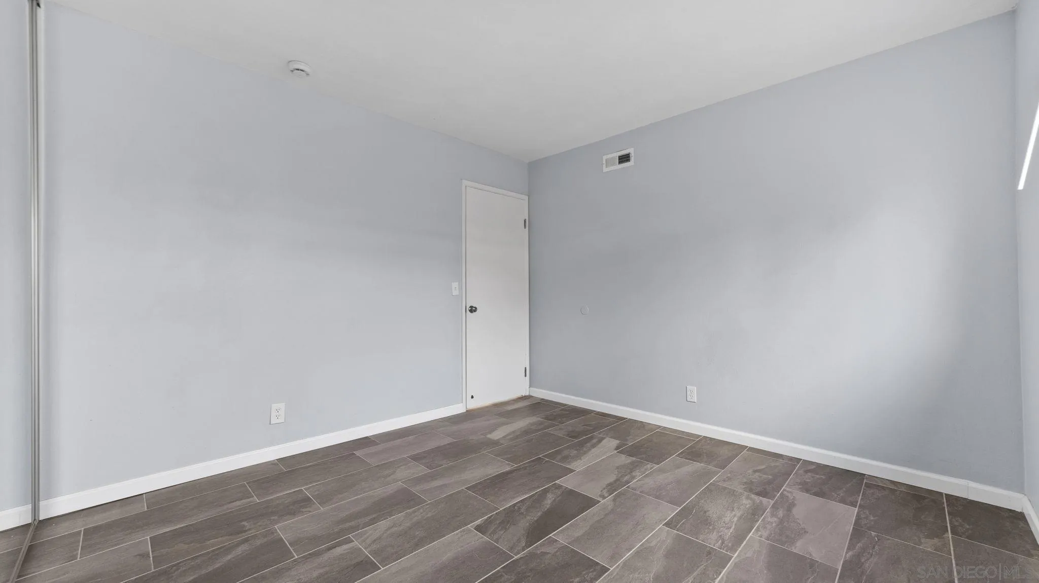 https://cdn.realtyfeed.com/cdn/127/260019393/d39448181cf000972f85f16c6489f205.webp