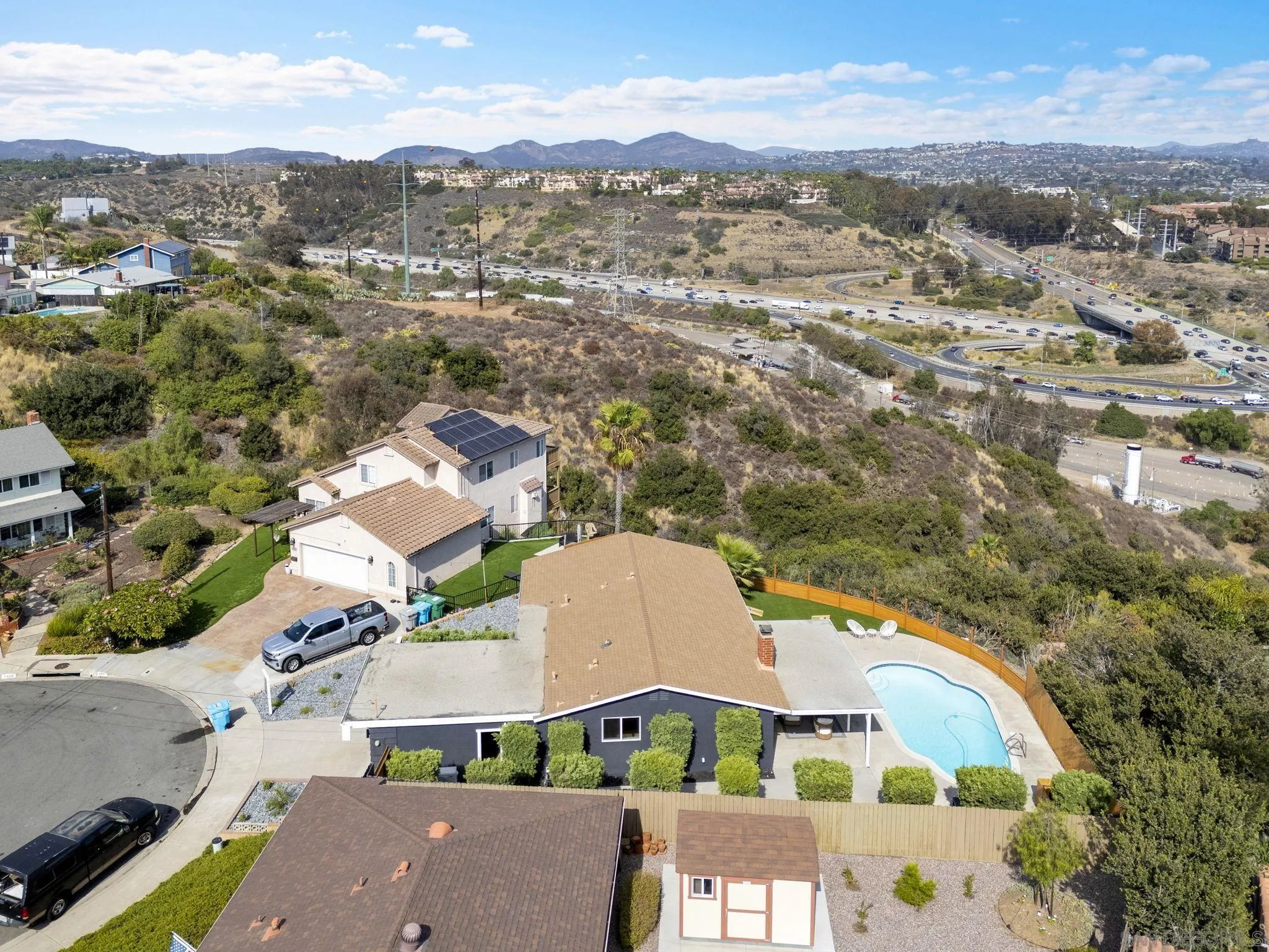 https://cdn.realtyfeed.com/cdn/127/260019394/050c4b9839d94dd3bd269fed6d3d995d.webp