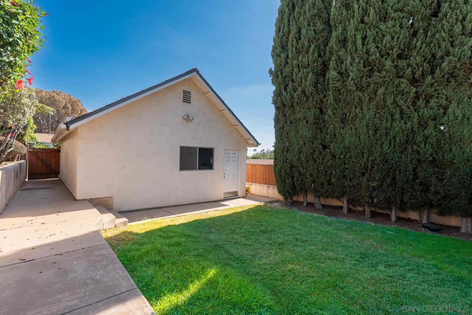 https://cdn.realtyfeed.com/cdn/127/260019396/2df01e8adec4bbd8ce967d85bb37cc3f.webp