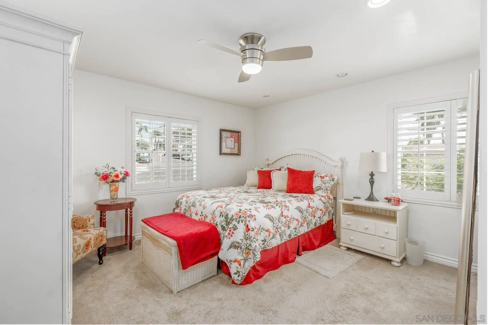 https://cdn.realtyfeed.com/cdn/127/260019396/83f5f94ad4b1004c1dcd716665aae005.webp