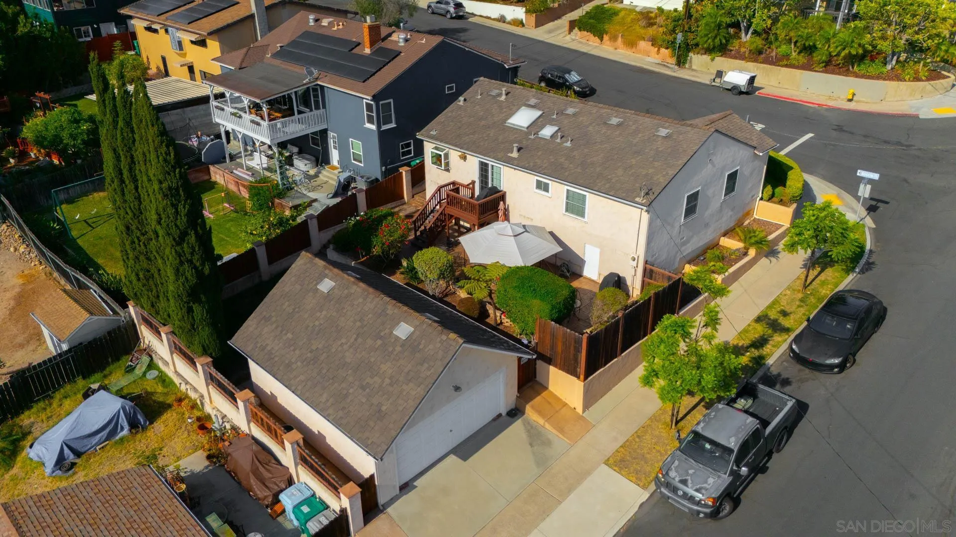 https://cdn.realtyfeed.com/cdn/127/260019396/9e4681bef91517042660803e3715426e.webp