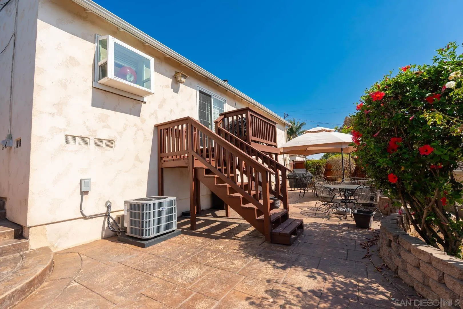 https://cdn.realtyfeed.com/cdn/127/260019396/d77c2908444b4ed6d4b292c267cff08c.webp