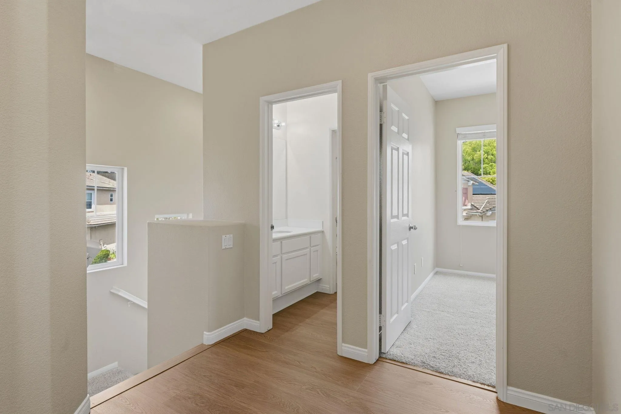 https://cdn.realtyfeed.com/cdn/127/260019398/08bcac4bcc25797e5efcb485f983b953.webp