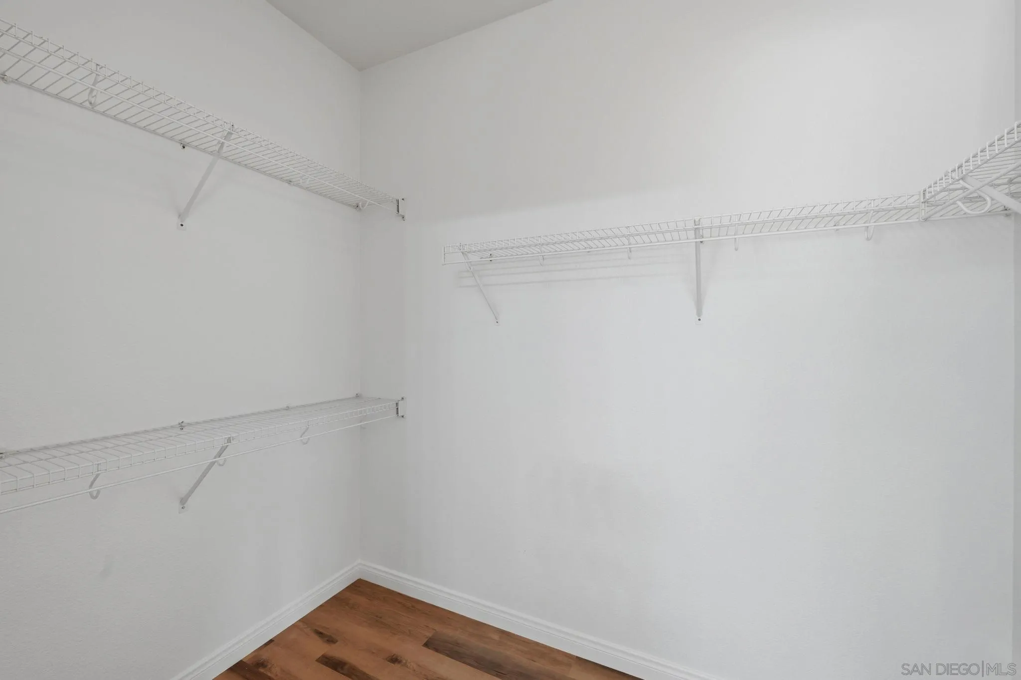 https://cdn.realtyfeed.com/cdn/127/260019398/2c3292246003ee16c773cacfdb9354d1.webp