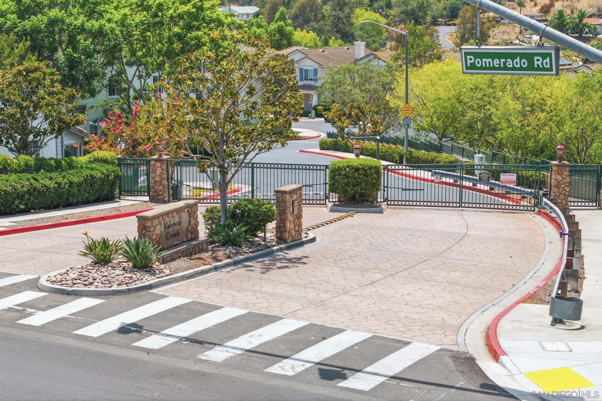 https://cdn.realtyfeed.com/cdn/127/260019398/45f0cec294a5a5008aa468d9d46c8e13.webp