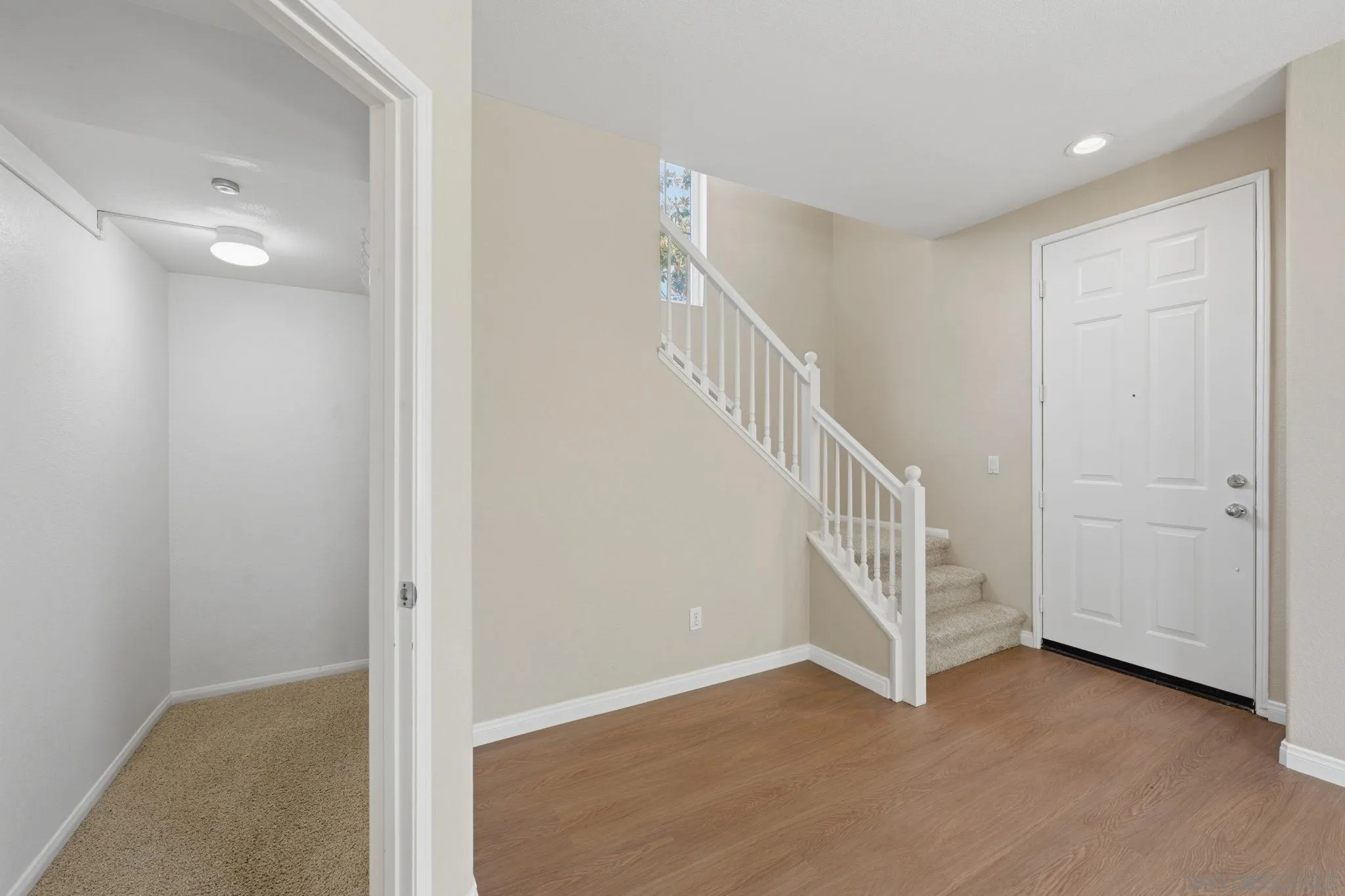 https://cdn.realtyfeed.com/cdn/127/260019398/92d8b6354742ce47cbb07ec60fc06d76.webp