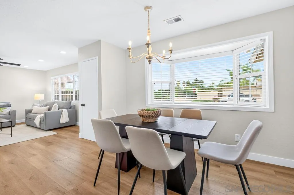 https://cdn.realtyfeed.com/cdn/127/260019399/1cfb97f55155a419b6dde4f20a8a27b9.webp