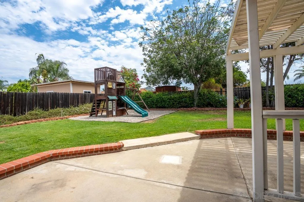 https://cdn.realtyfeed.com/cdn/127/260019399/202baf33c220576f39ffc1d8b9ec7333.webp