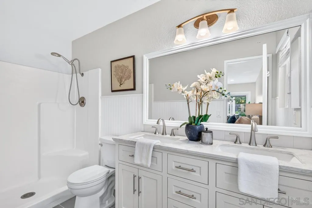 https://cdn.realtyfeed.com/cdn/127/260019399/c3fe2f5a4dc0862c88e830ddfd2d761d.webp