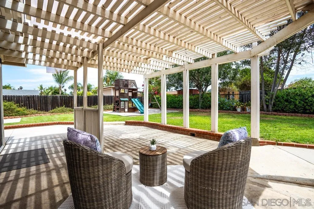 https://cdn.realtyfeed.com/cdn/127/260019399/c59d0c2dba5f5d9ba148adffd94435fe.webp
