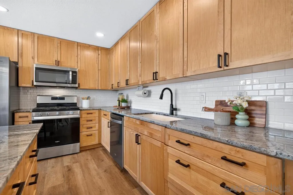 https://cdn.realtyfeed.com/cdn/127/260019399/fbee963b87fbd70e870d0bc51cd11852.webp